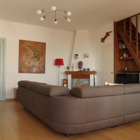 La Casa Di Francesca Camerano